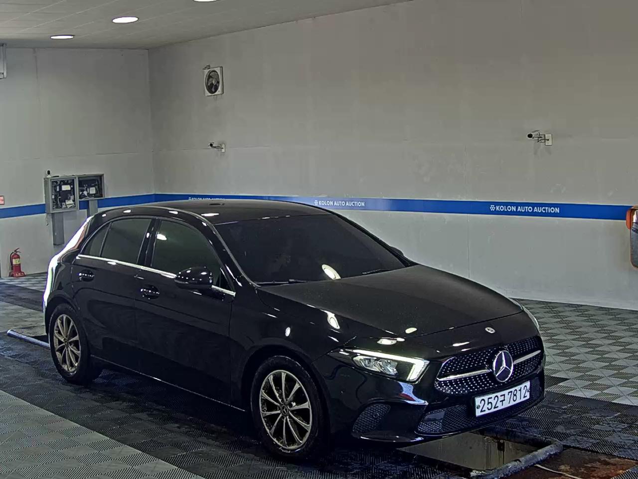 مرسيدس بنز A Class (4Th Gen) A220 هاتشباك 2019 A220