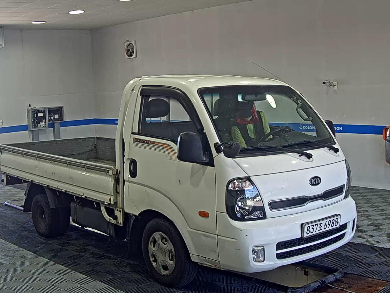 كيا بونجو 3 2014 CRDi طويل المدى