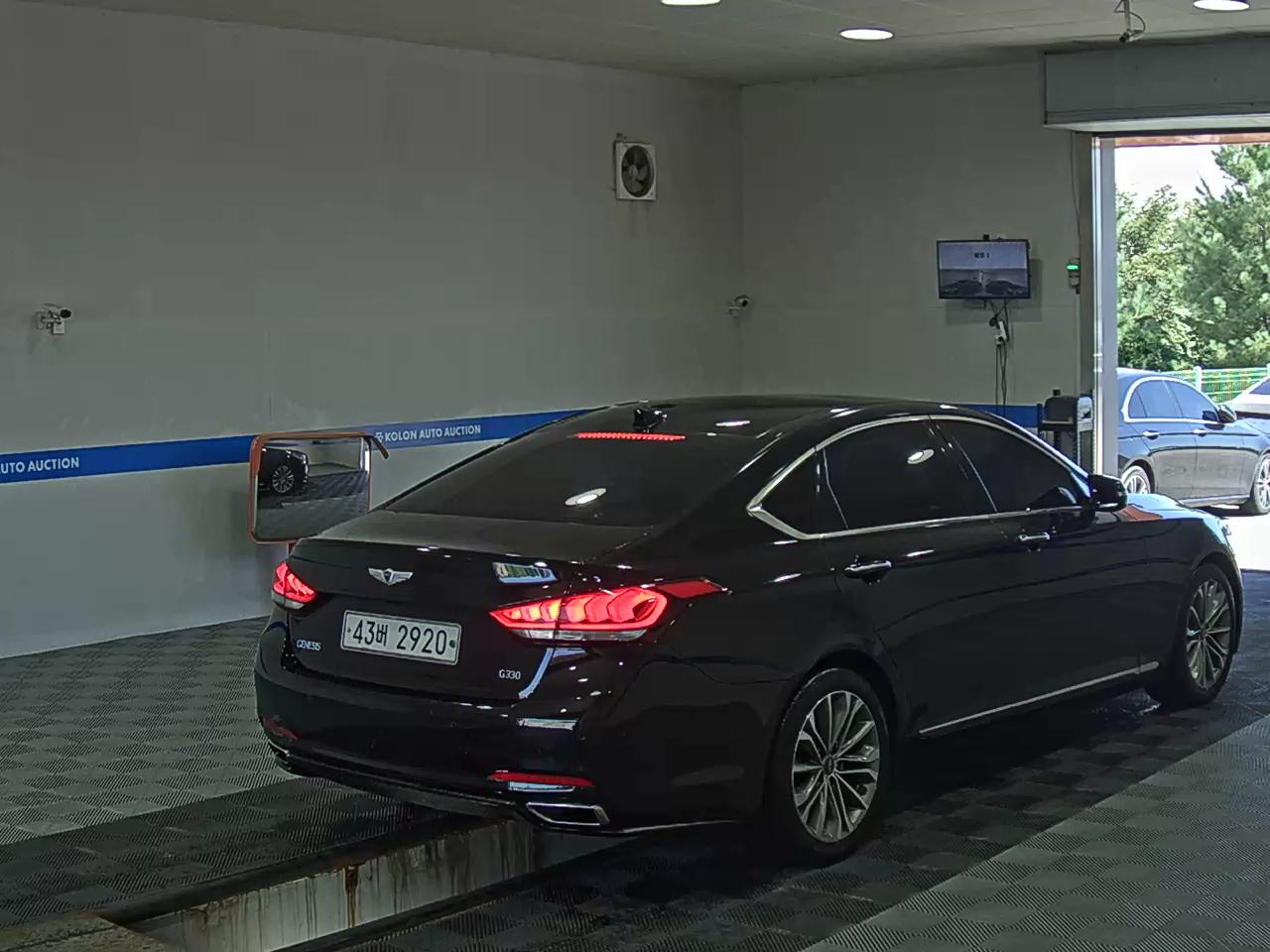 هيونداي جينيسيس Dh G330 مودرن 2015 MODERN