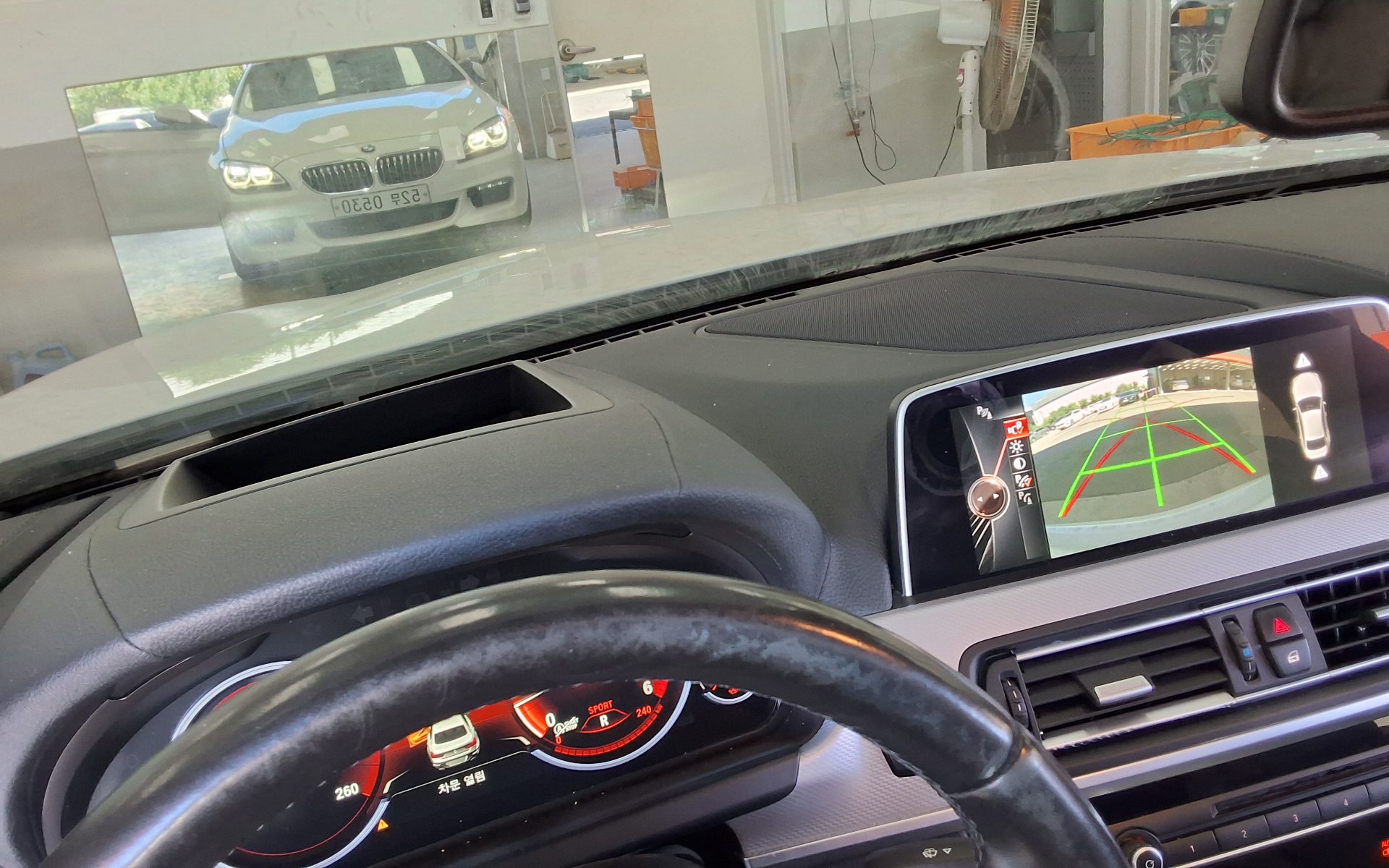 بي إم دبليو 6 Series (3Rd Gen) Gran كوبيه 640D إكس درايف M Sport Lci 2016 SPORT