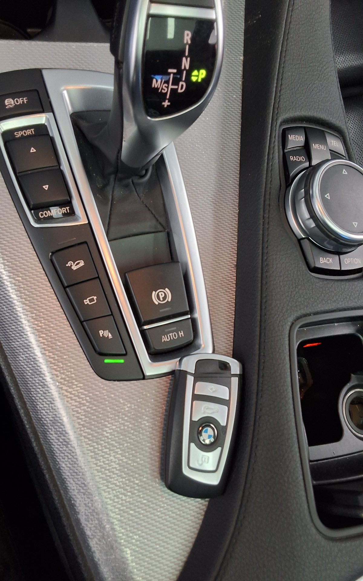 بي إم دبليو 6 Series (3Rd Gen) Gran كوبيه 640D إكس درايف M Sport Lci 2016 SPORT