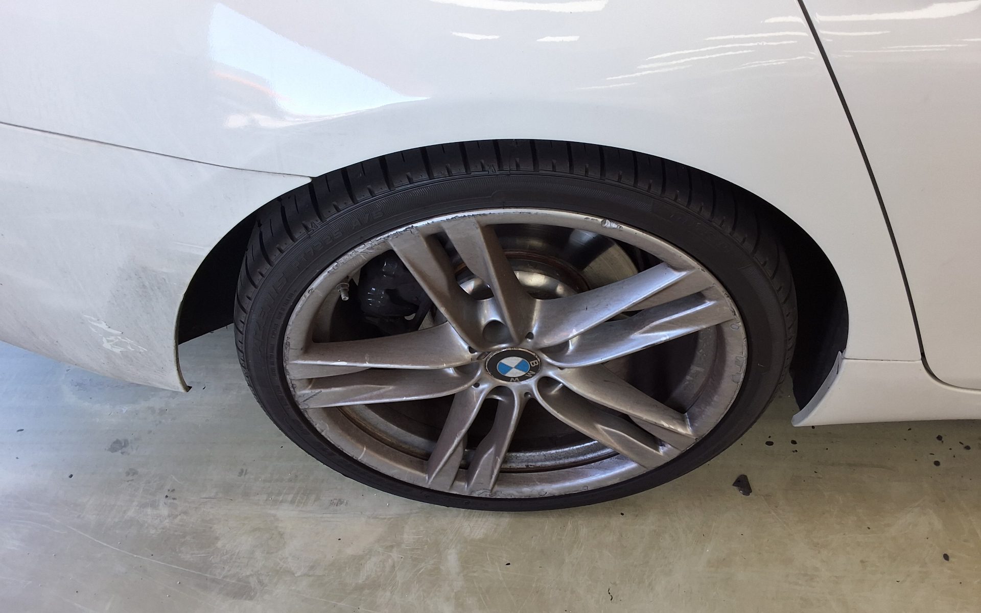 بي إم دبليو 6 Series (3Rd Gen) Gran كوبيه 640D إكس درايف M Sport Lci 2016 SPORT