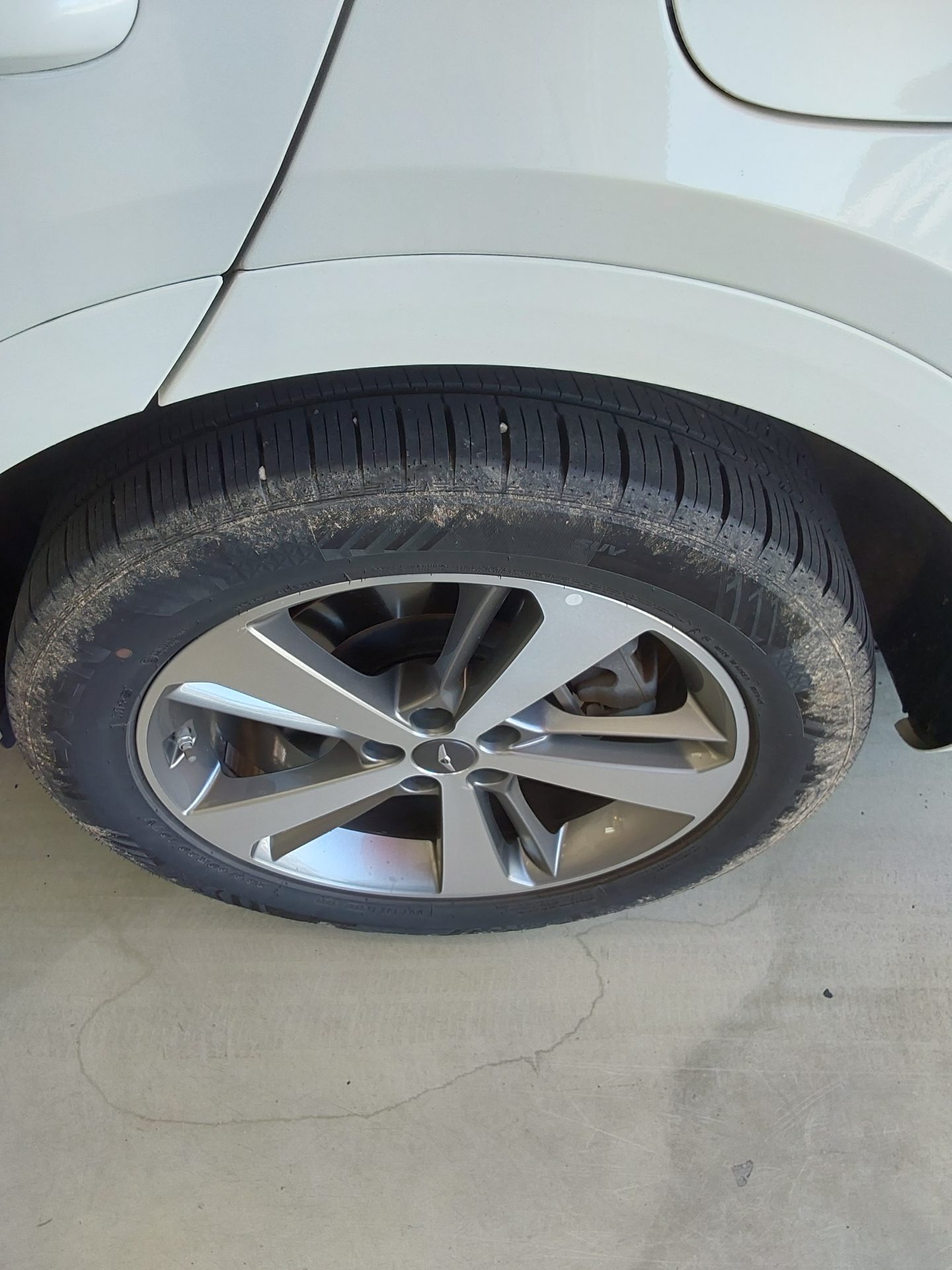 جينيسيس جي في 80 2022 دفع رباعي BASE