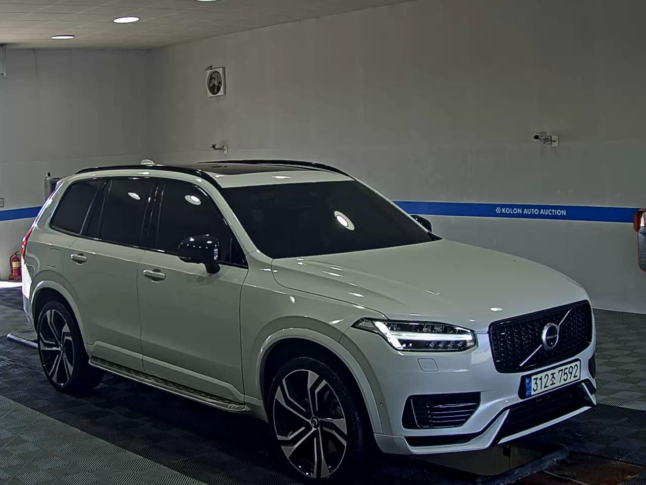 فولفو إكس سي 90 (2Nd Gen) T8 دفع كلي R Design 2021 دفع رباعي