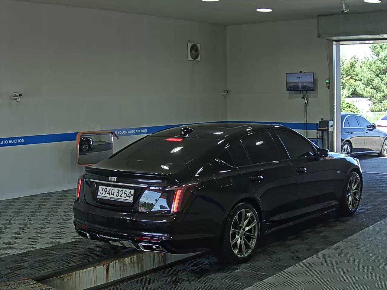 كاديلاك Ct5 2 Sports 2021