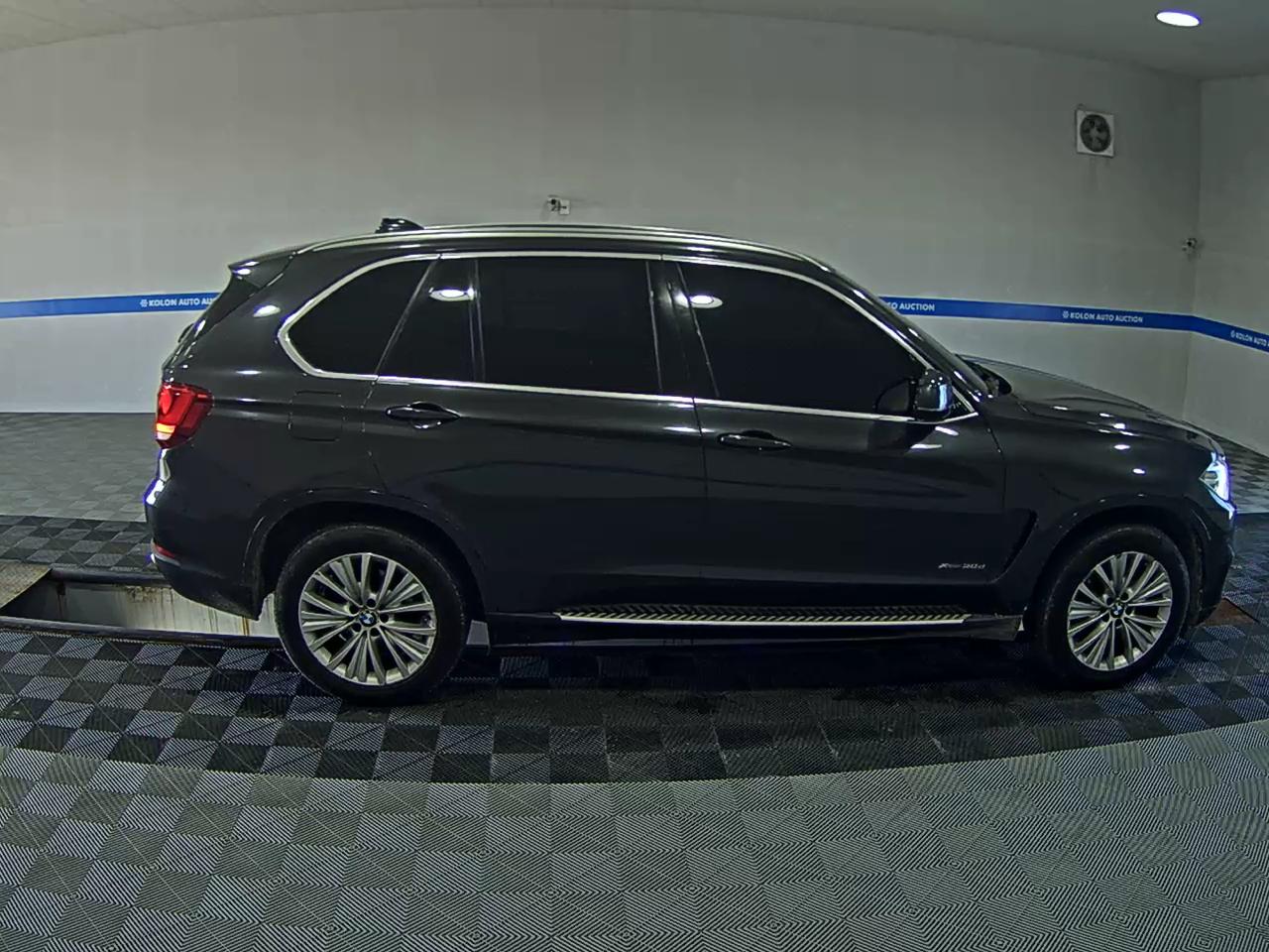 بي إم دبليو X5 (3Rd Gen) 30D إكس درايف 7 Seater 2014