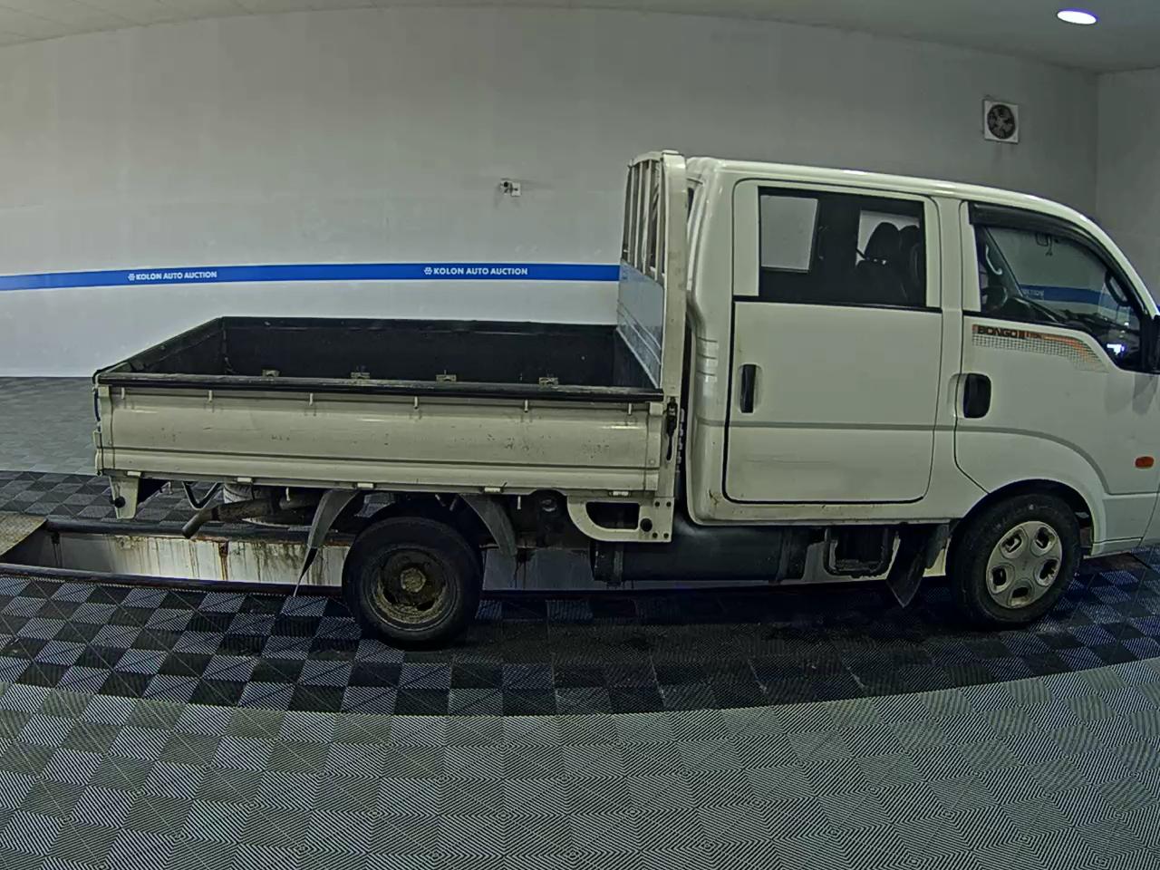 كيا بونجو 3 2015 CRDi طويل المدى