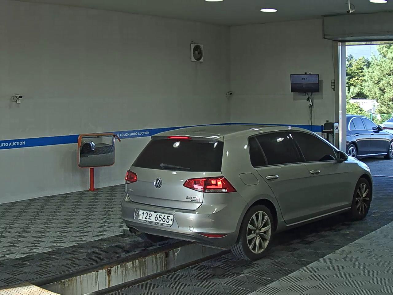 فولكس فاجن جولف (7Th Gen) 2.0 TDI 2015