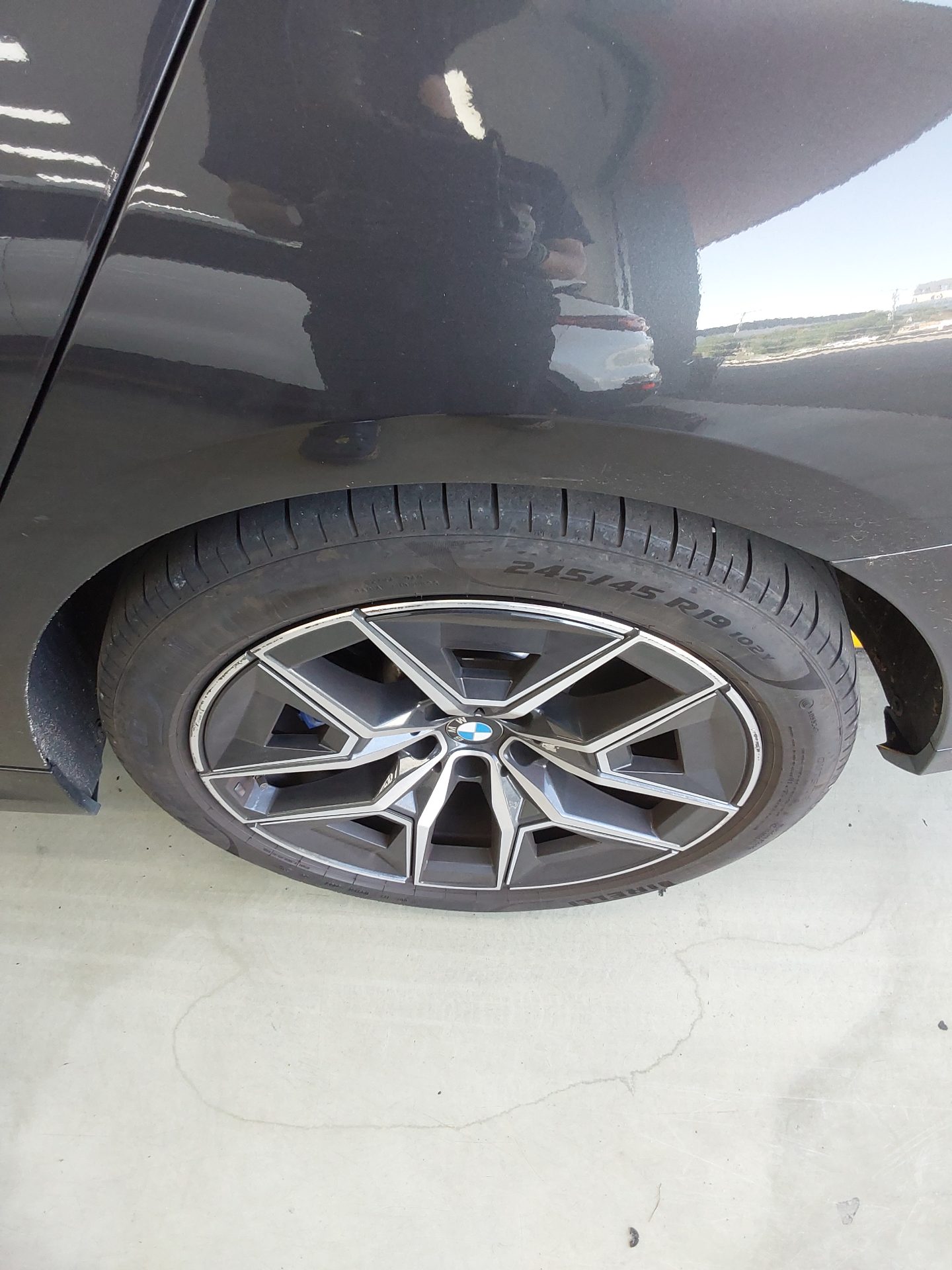 بي إم دبليو 5 Series (8Th Gen) 520I M Sport Pack 2024 SPORT
