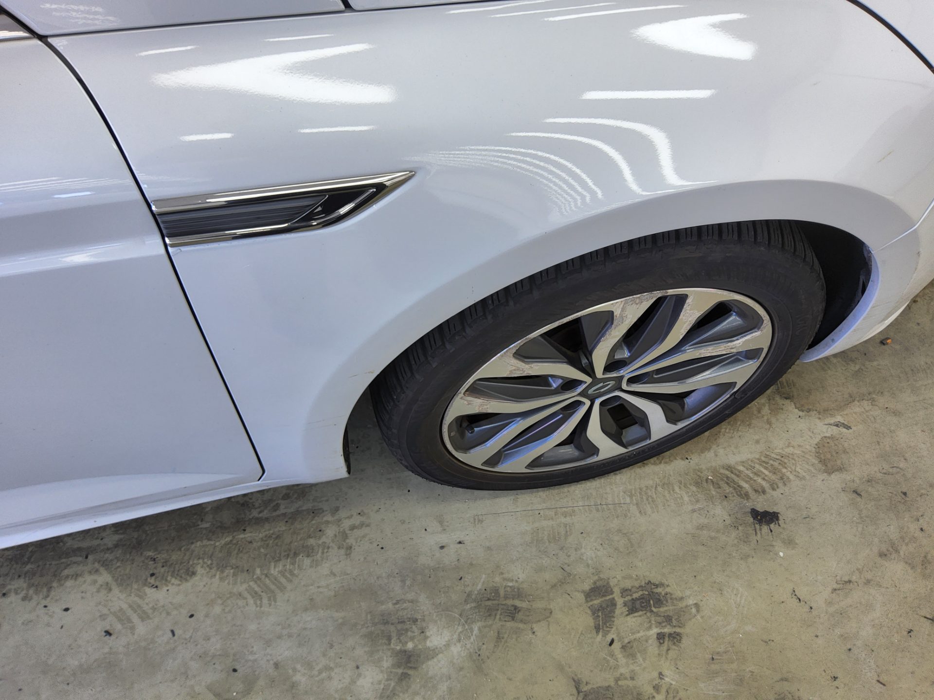 رينو (Samsung) إس إم 6 2.0 Lpe Disabled Vehicle Le 2017 LE