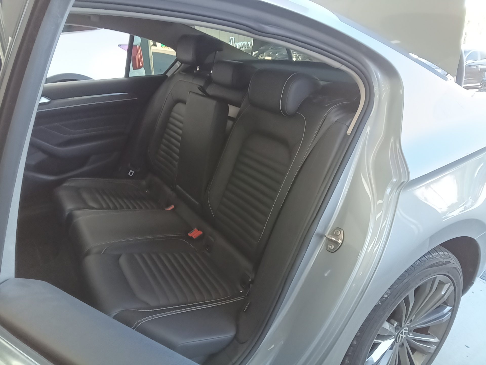 فولكس فاجن باسات GT (8Th Gen) 2.0 TDI 4Motion بريستيج 2021 GT PRESTIGE