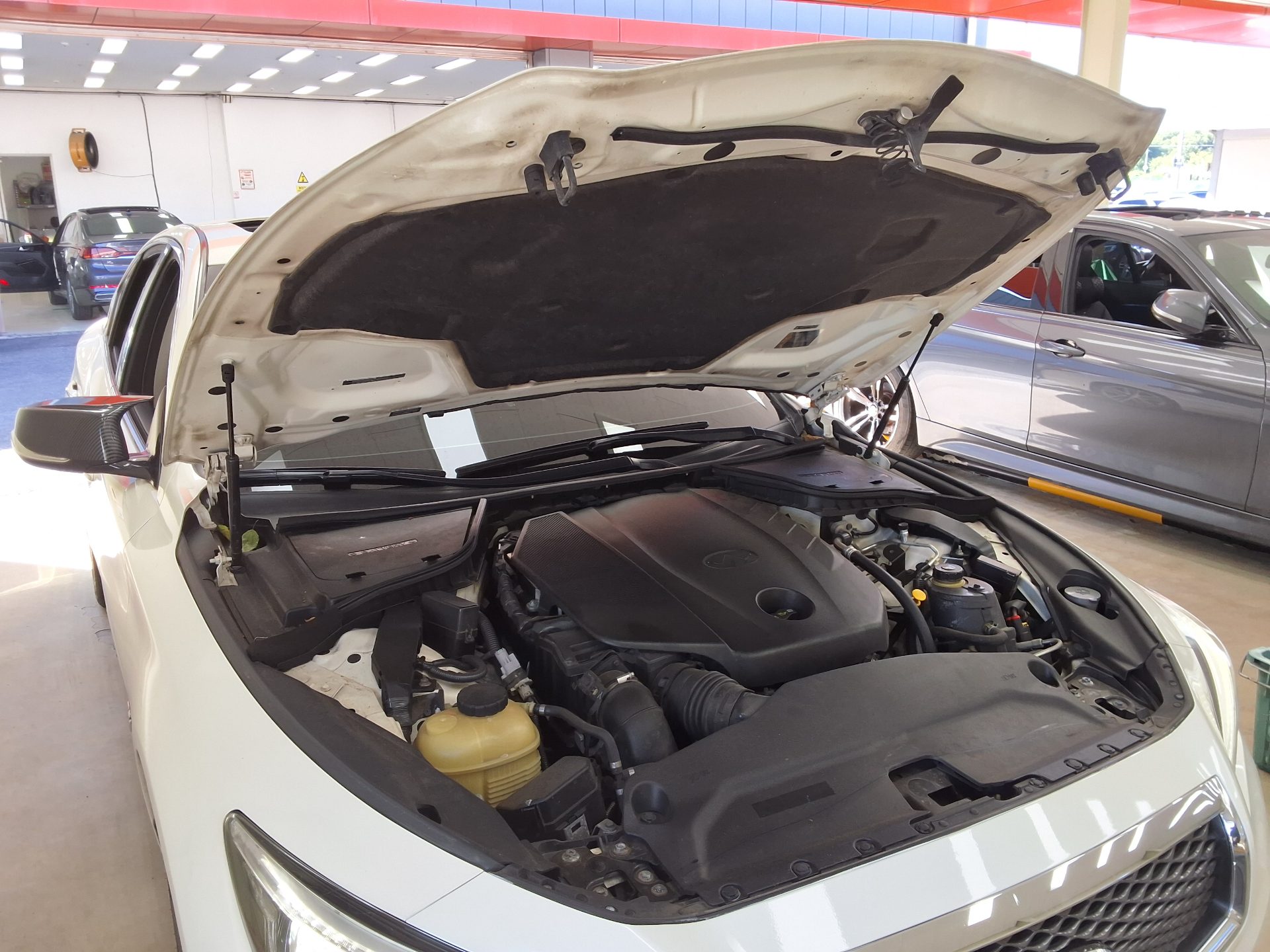 إنفينيتي Q50 2.2D بريميوم 2016 بريميوم