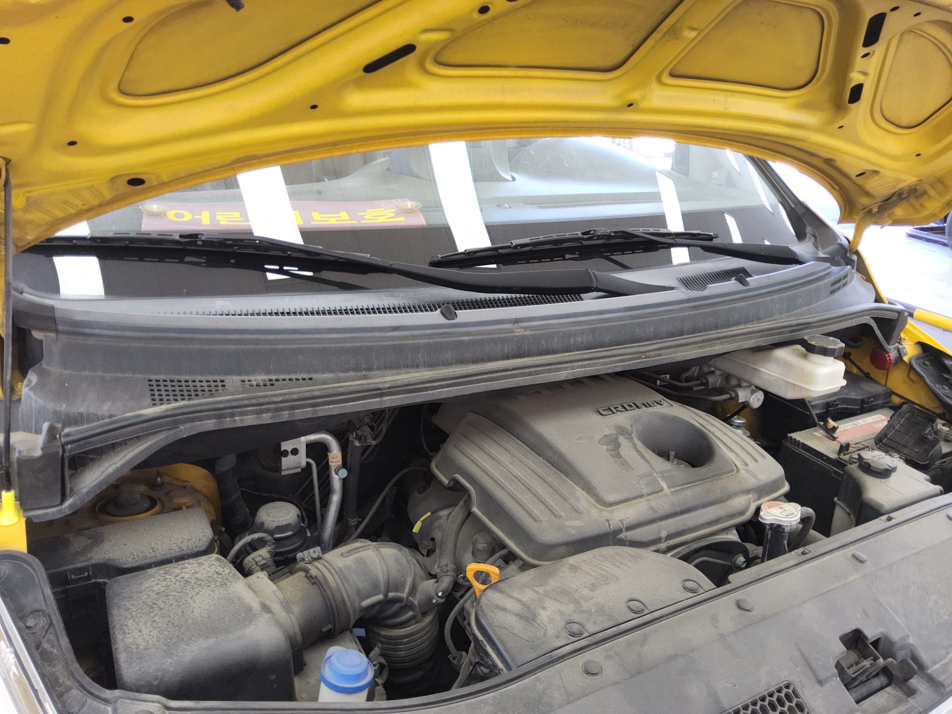 هيونداي جراند ستاركس Child Safety Vehicle 12 Seater 2015