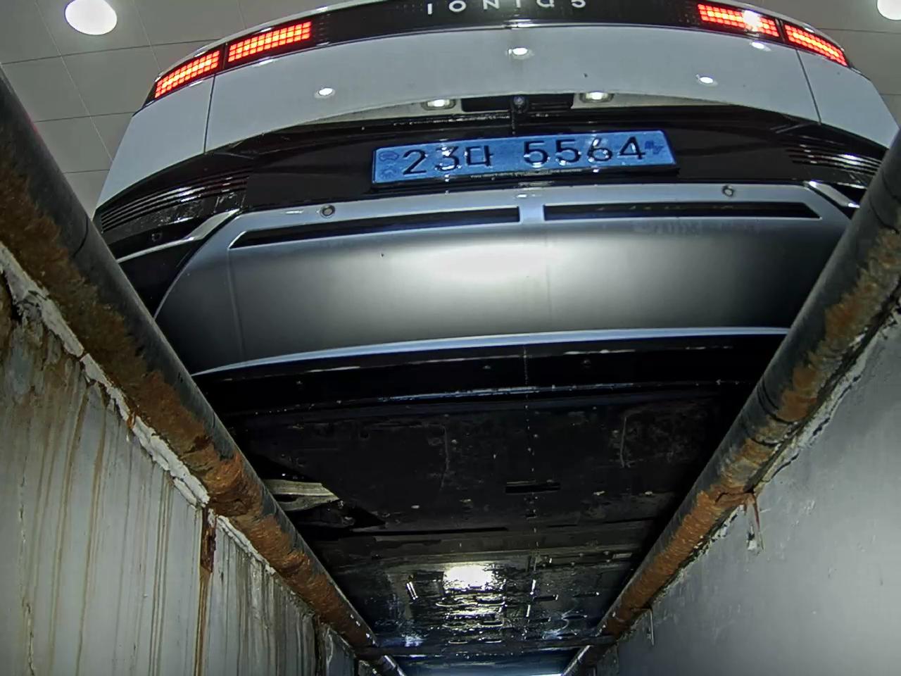 هيونداي أيونيك 2022 EV طويل المدى إكسكلوسيف