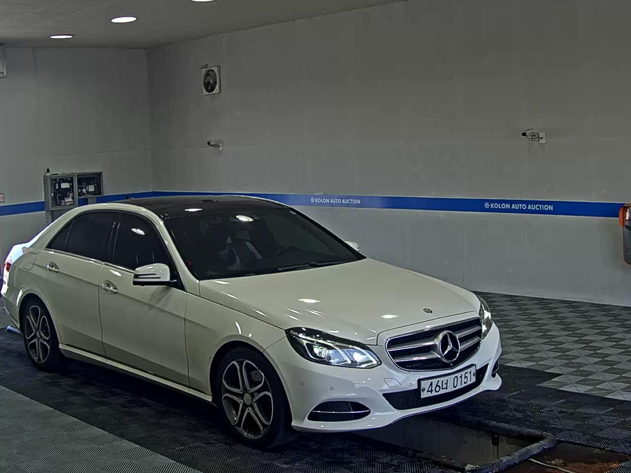 مرسيدس بنز E Class (4Th Gen) E250 Cdi Bluetec فورماتيك Avantgarde 2016 4MATIC