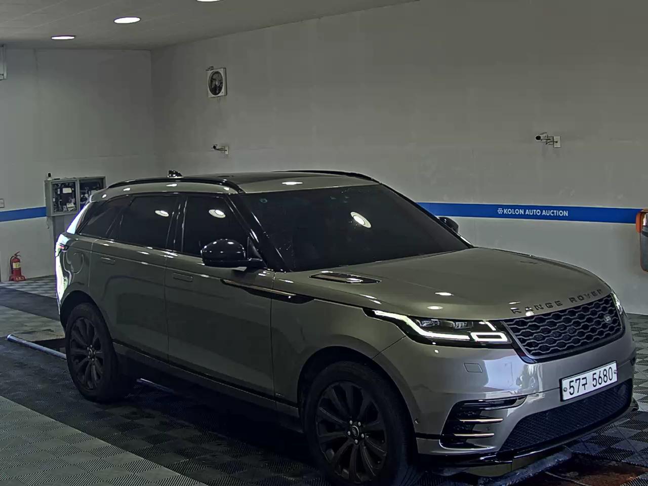 لاند روفر Rover رينج روفر Velar 2.0 D240 Se R Dynamic 2019 SE