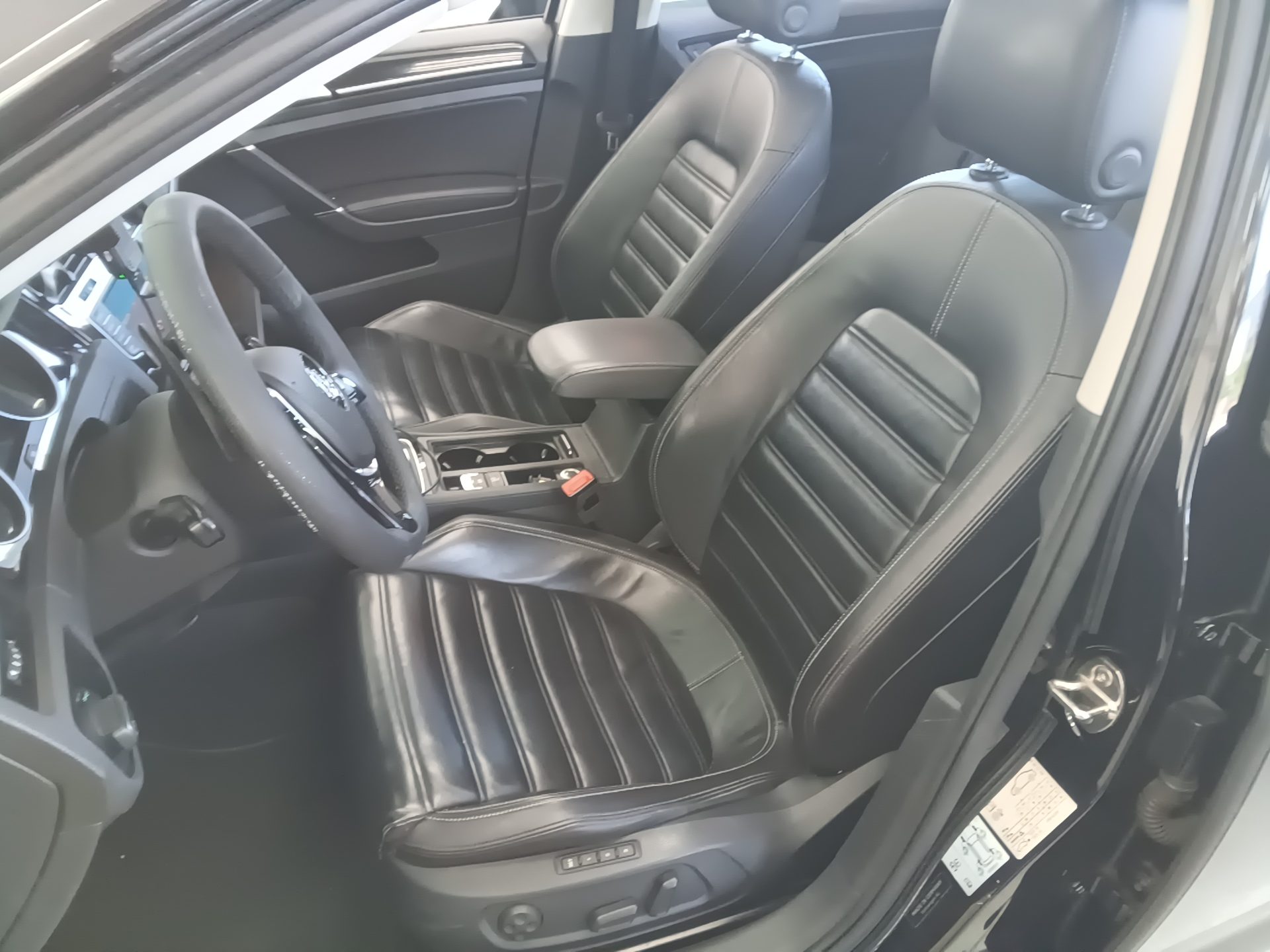 فولكس فاجن جولف (7Th Gen) 2.0 TDI بريميوم 2016 بريميوم