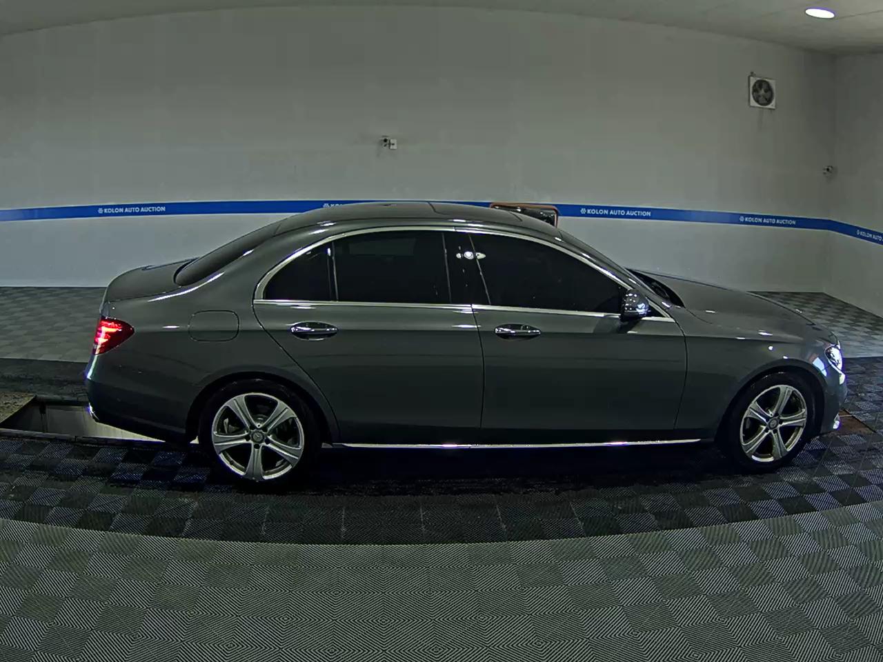 مرسيدس بنز E Class (5Th Gen) E200 Avantgarde 2017 E200