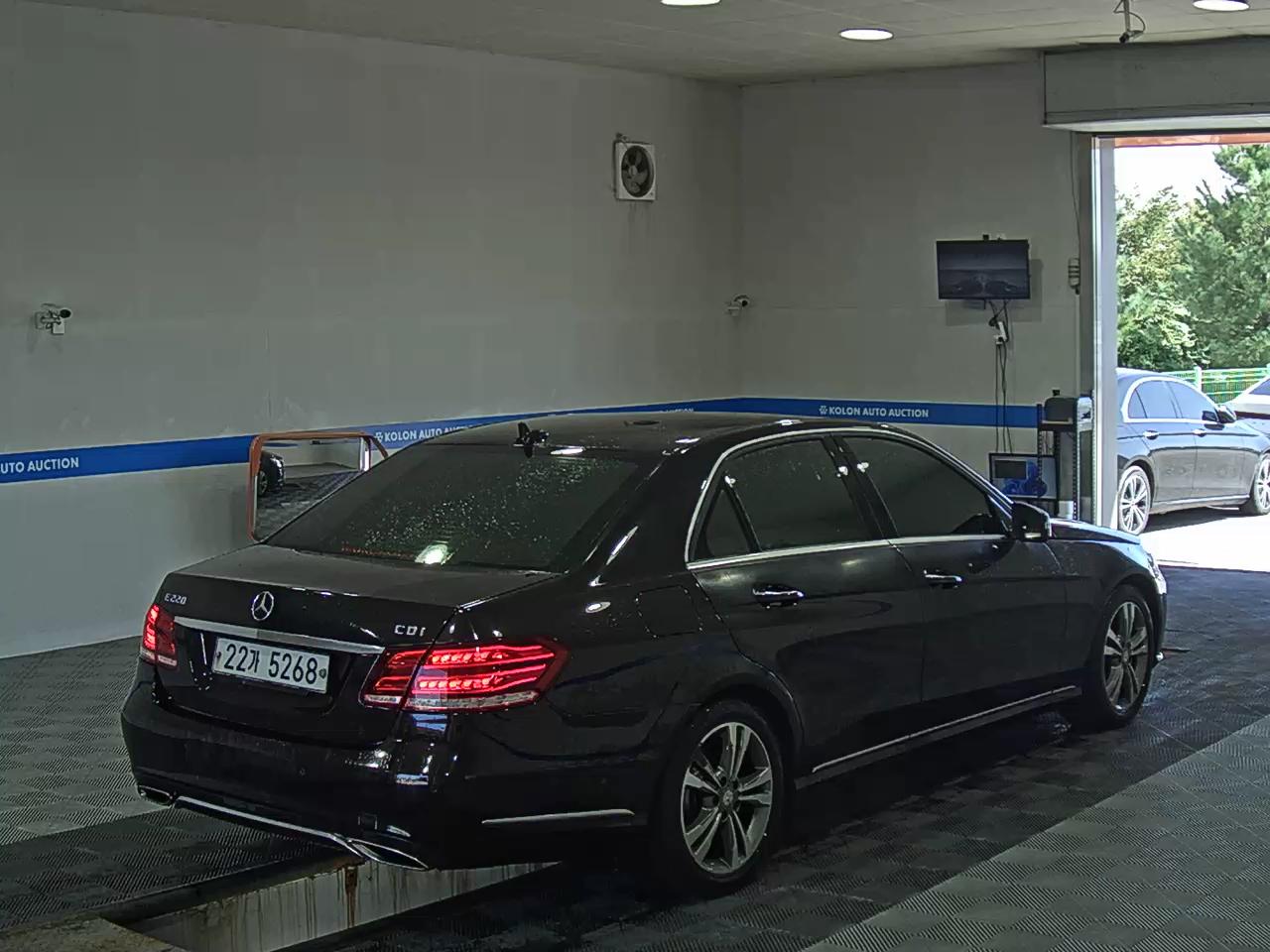 مرسيدس بنز E Class (4Th Gen) E220 Cdi Avantgarde 2014 E220