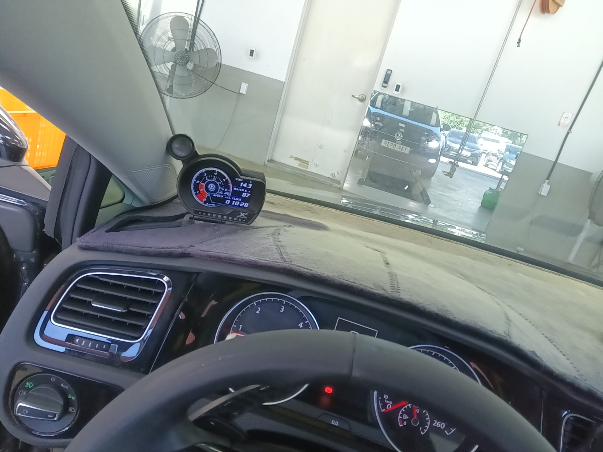 فولكس فاجن جولف (7Th Gen) 2.0 TDI بريميوم 2016 بريميوم