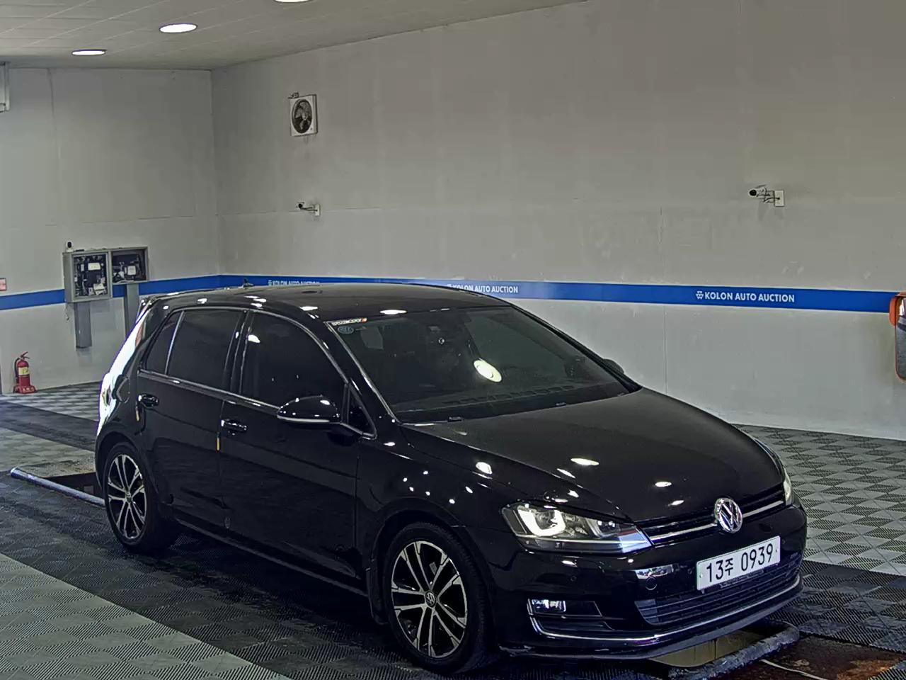 فولكس فاجن جولف (7Th Gen) 2.0 TDI بريميوم 2016 بريميوم