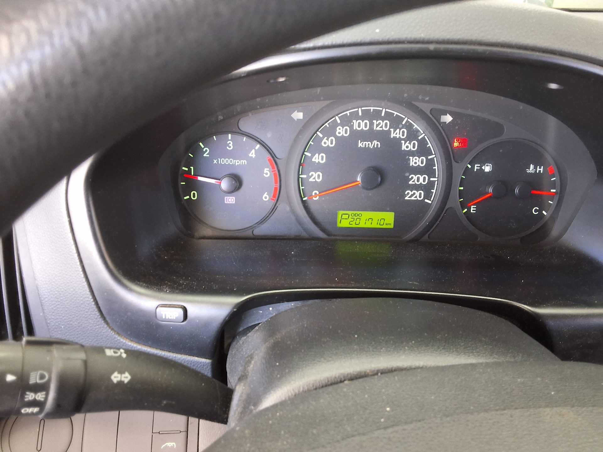 هيونداي جراند ستاركس 5 Seater ديزل فان Cvx ديلوكس 2014 VAN