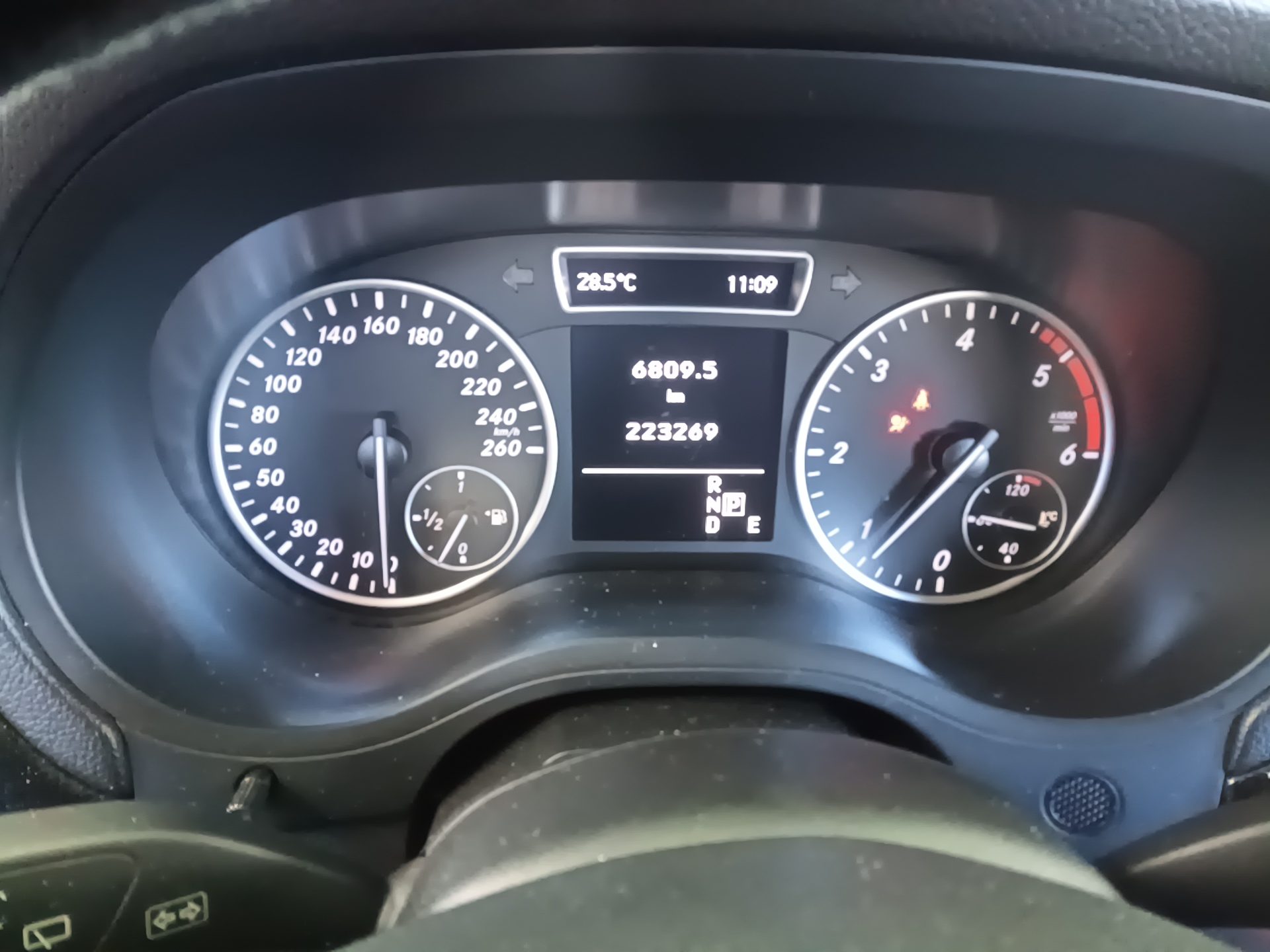 مرسيدس بنز B Class (2Nd Gen) B200 Cdi Blue Efficiency 2014 B200