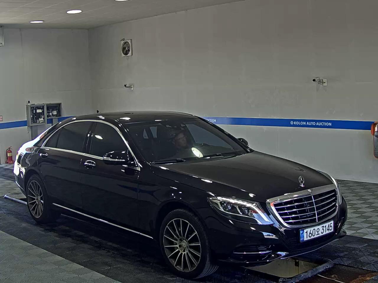 مرسيدس بنز S Class (6Th Gen) S350L Bluetec 2015 S350L