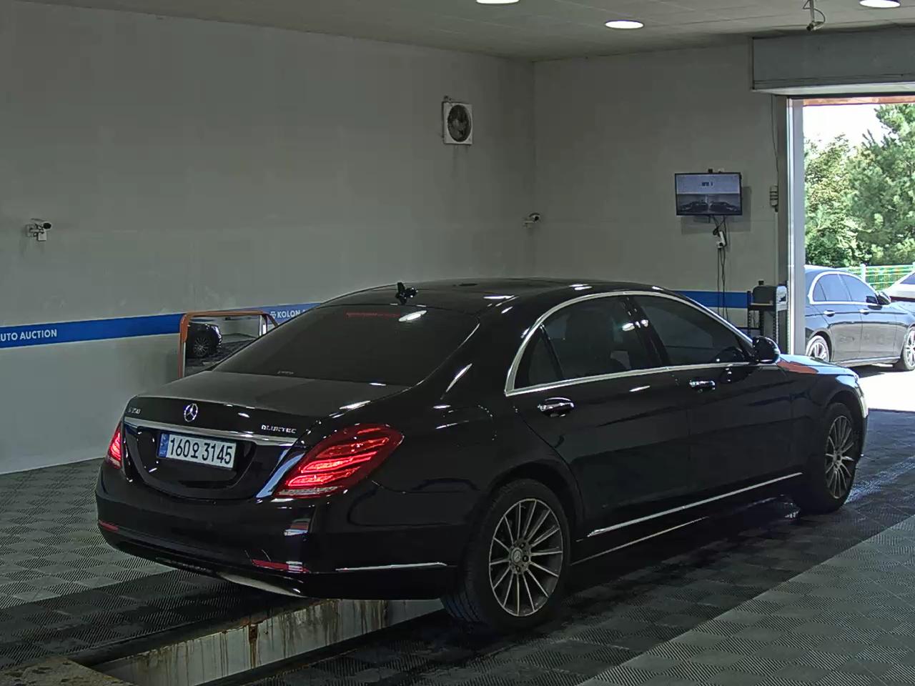 مرسيدس بنز S Class (6Th Gen) S350L Bluetec 2015 S350L