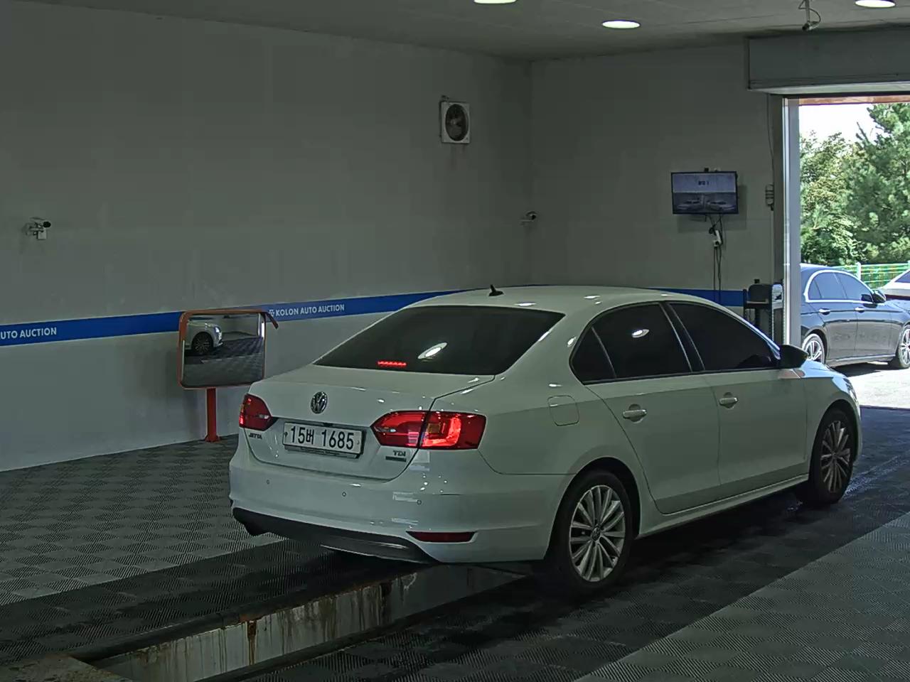 فولكس فاجن جيتا (6Th Gen) 1.6 TDI Bluemotion 2014