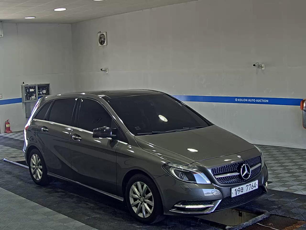 مرسيدس بنز B Class (2Nd Gen) B200 Cdi Blue Efficiency 2014 B200