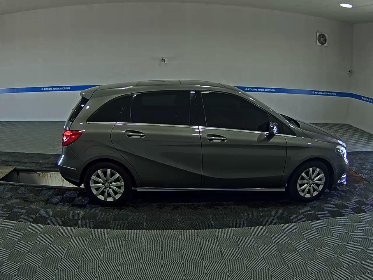 مرسيدس بنز B Class (2Nd Gen) B200 Cdi Blue Efficiency 2014 B200