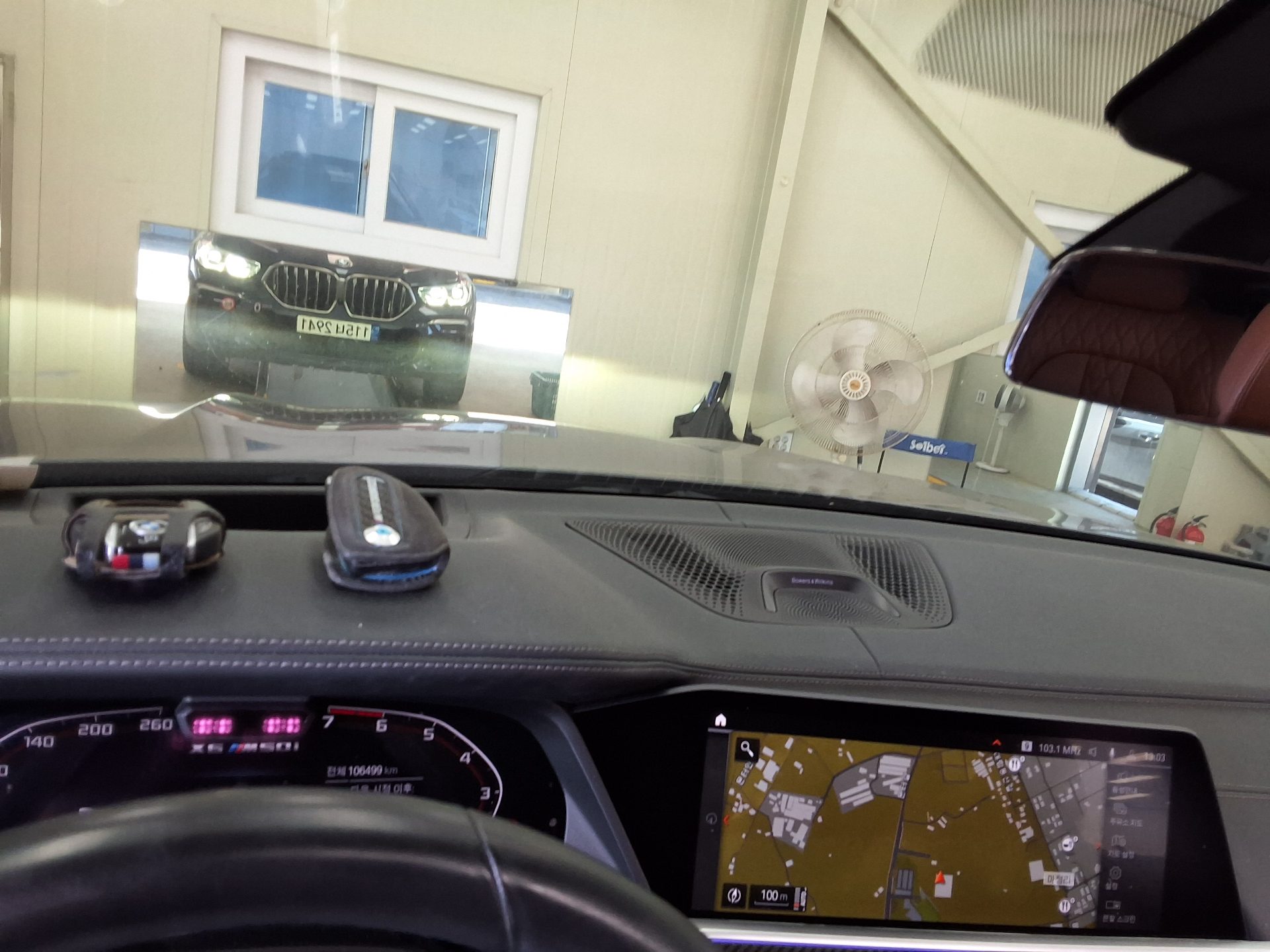 بي إم دبليو X6 (3Rd Gen) M50I 2022 M50i