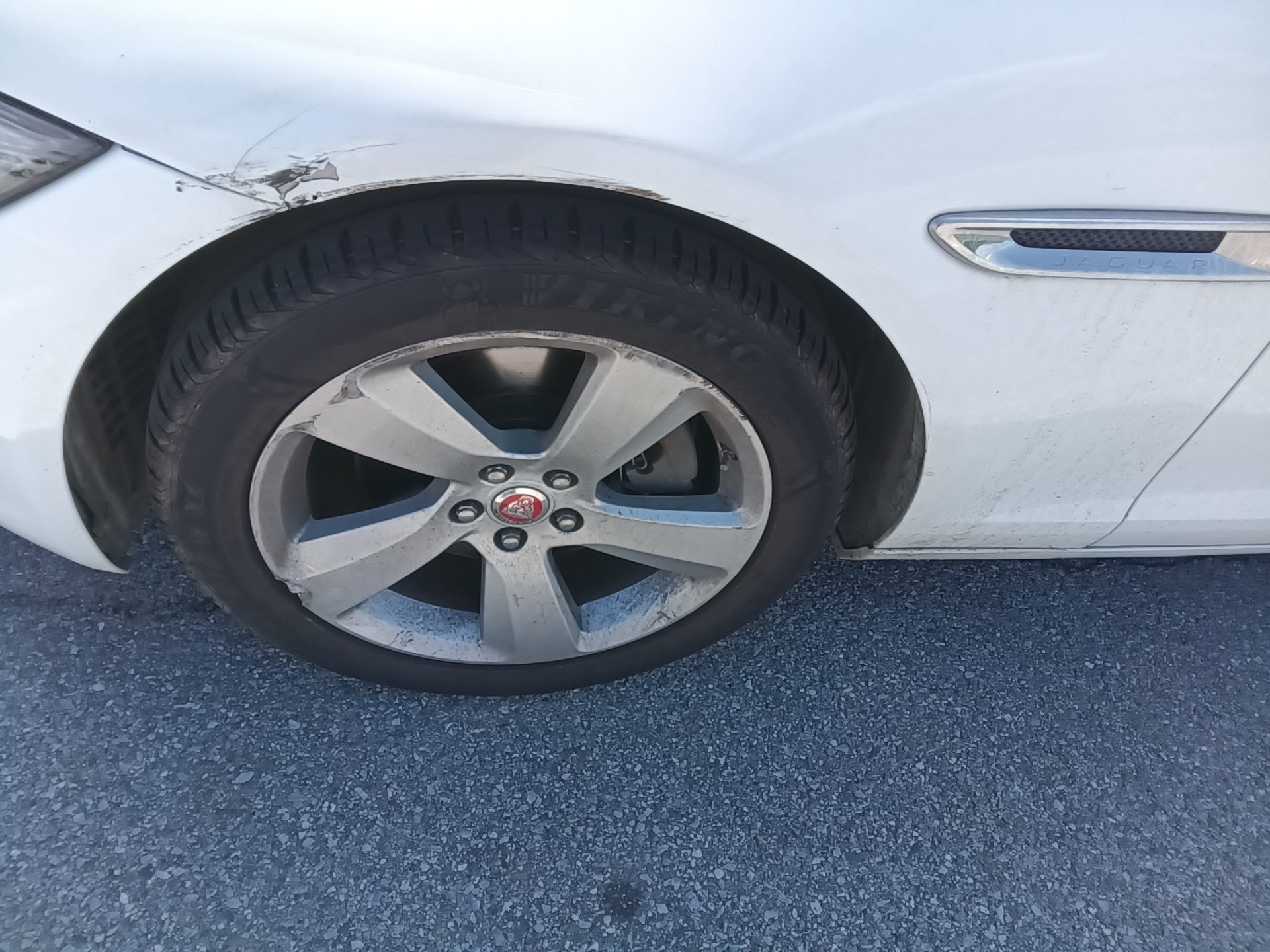 جاكوار Xf (2Nd Gen) 2.0 20D دفع كلي بريستيج 2018 دفع رباعي PRESTIGE