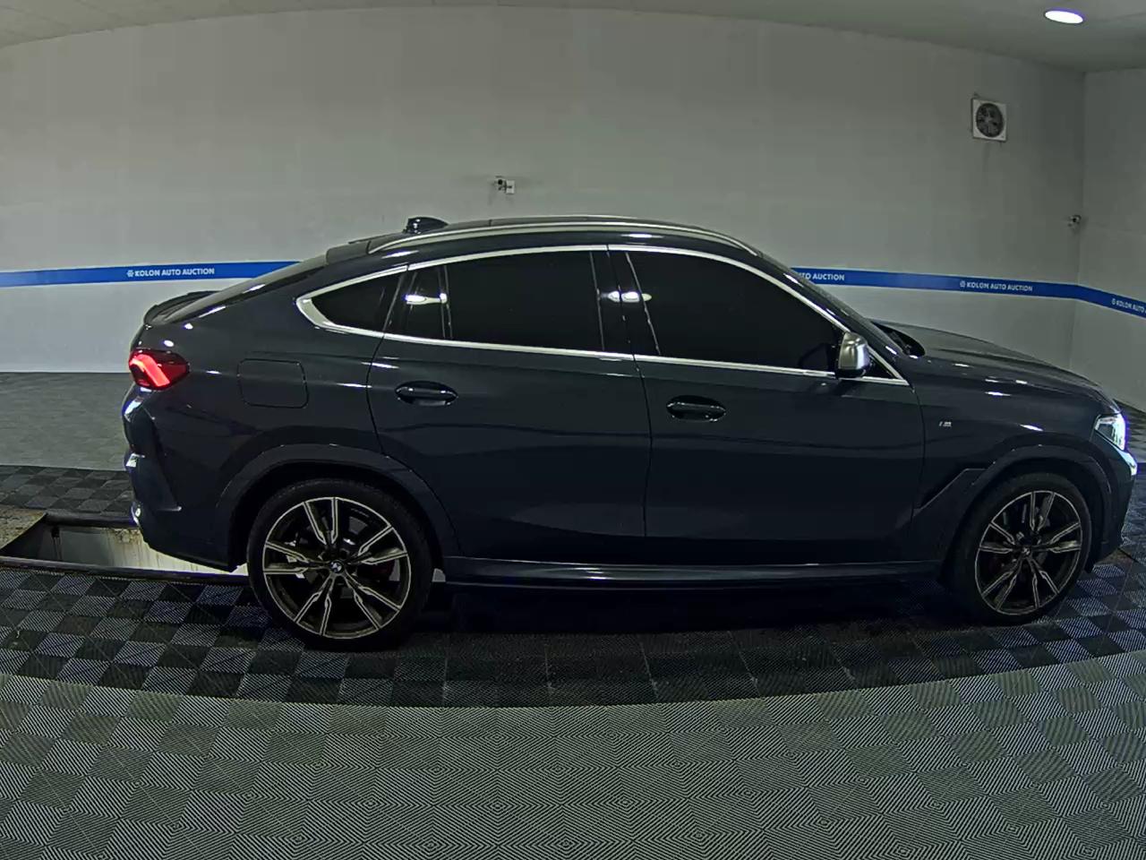 بي إم دبليو X6 (3Rd Gen) M50I 2022 M50i