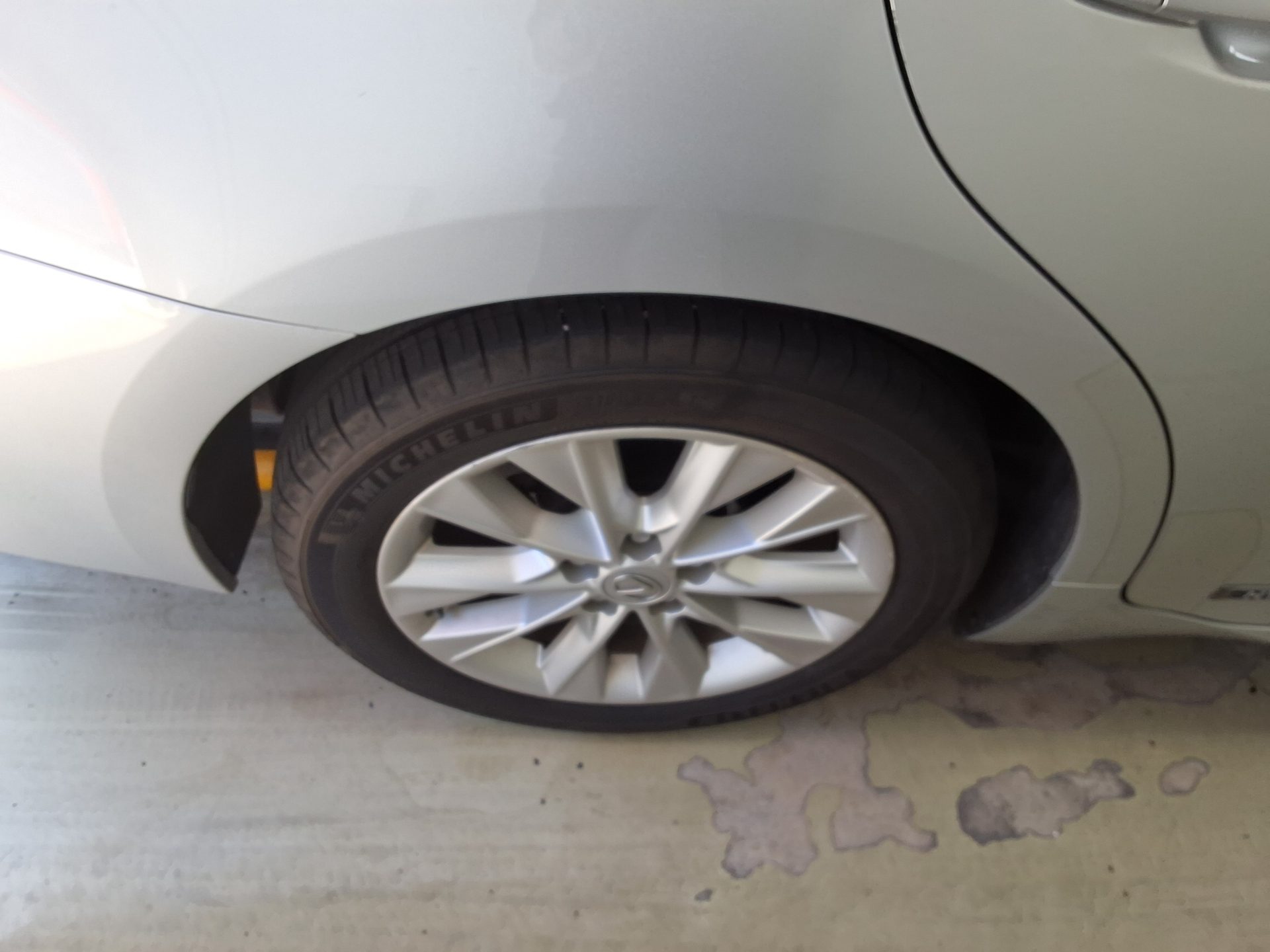 لكزس إي إس (6Th Gen) 300H 2014 300h