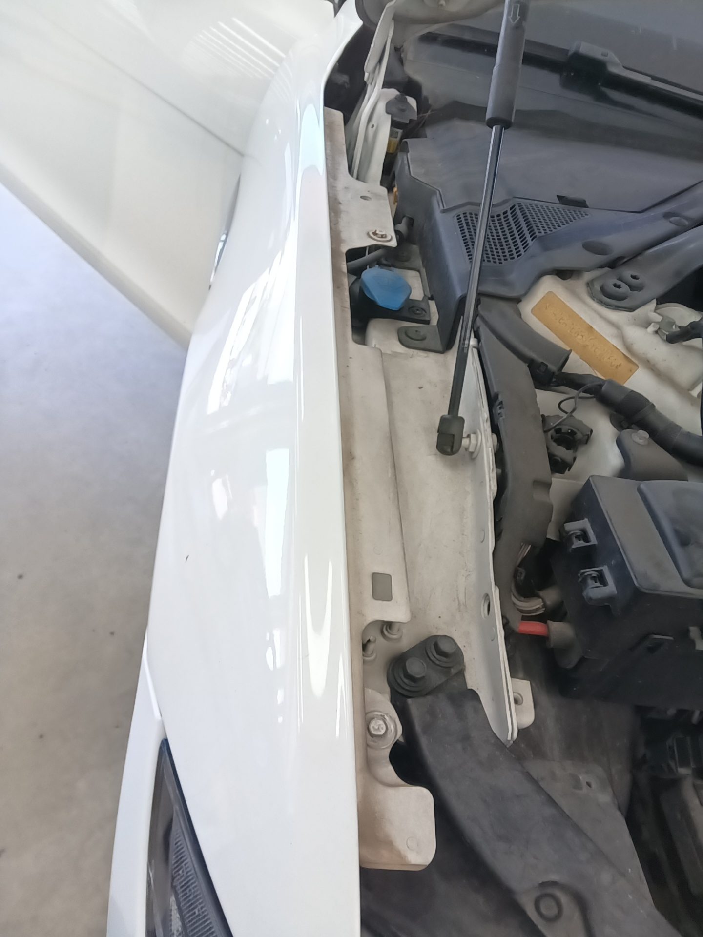 جاكوار Xf (2Nd Gen) 2.0 20D دفع كلي بريستيج 2018 دفع رباعي PRESTIGE