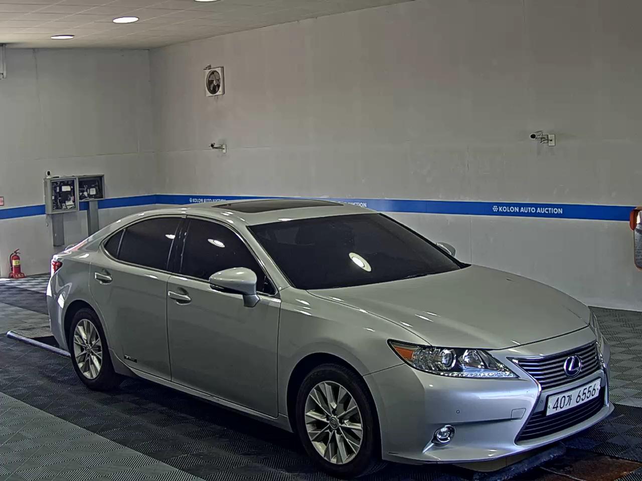 لكزس إي إس (6Th Gen) 300H 2014 300h