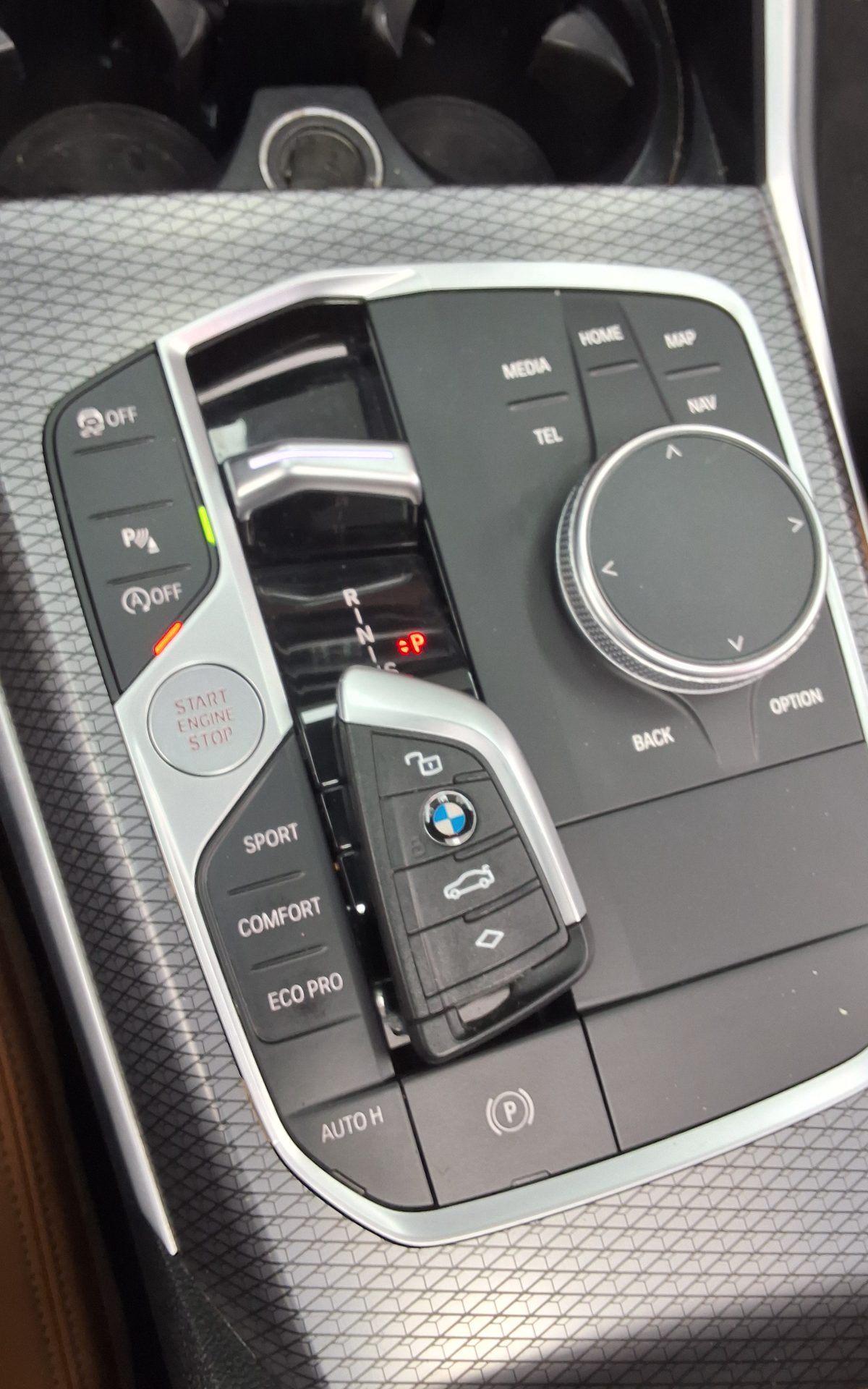بي إم دبليو 3 Series (7Th Gen) 320I M Sport Pack 2023 SPORT
