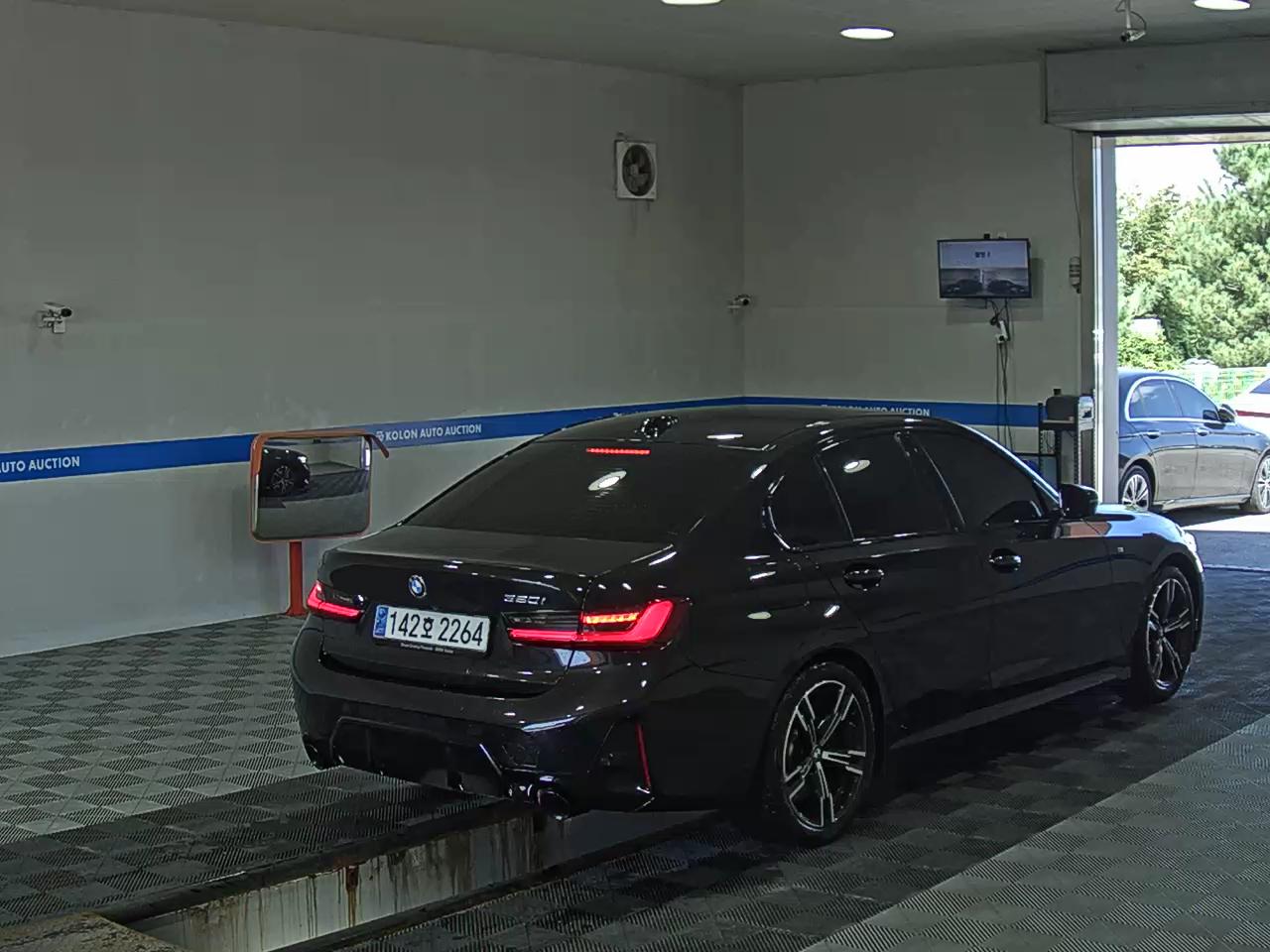 بي إم دبليو 3 Series (7Th Gen) 320I M Sport Pack 2023 SPORT