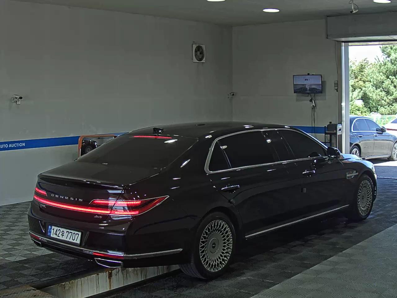 جينيسيس جينيسيس G90 2021 دفع رباعي