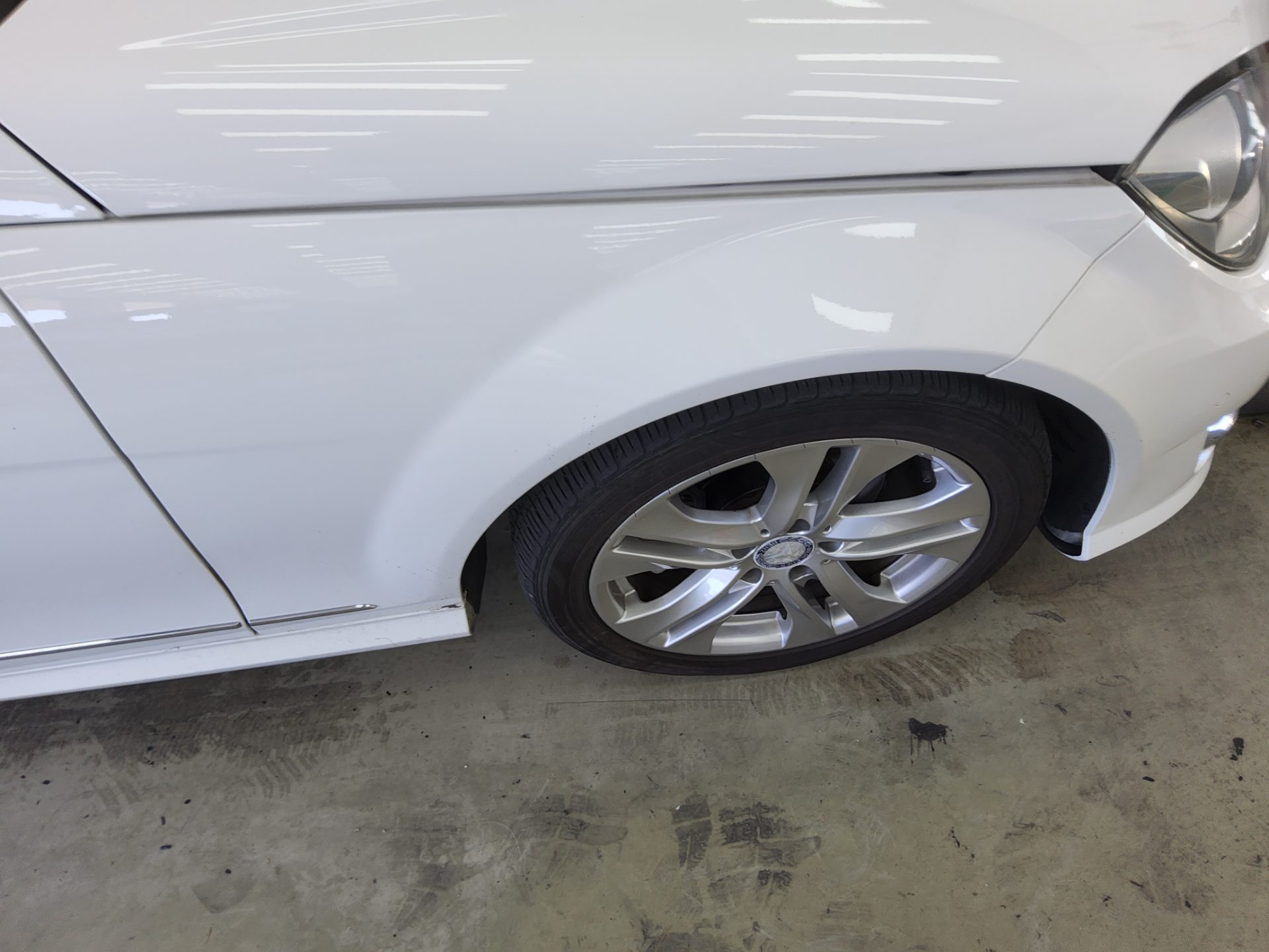 مرسيدس بنز C Class (3Rd Gen) C220 Cdi Avantgarde 2013 C220