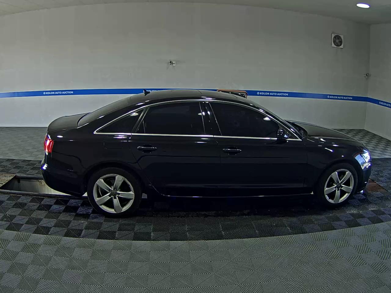 أودي إيه 6 (4Th Gen) 2.0 TDI Dynamic 2013