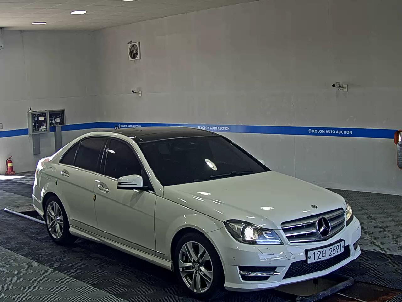 مرسيدس بنز C Class (3Rd Gen) C220 Cdi Avantgarde 2013 C220