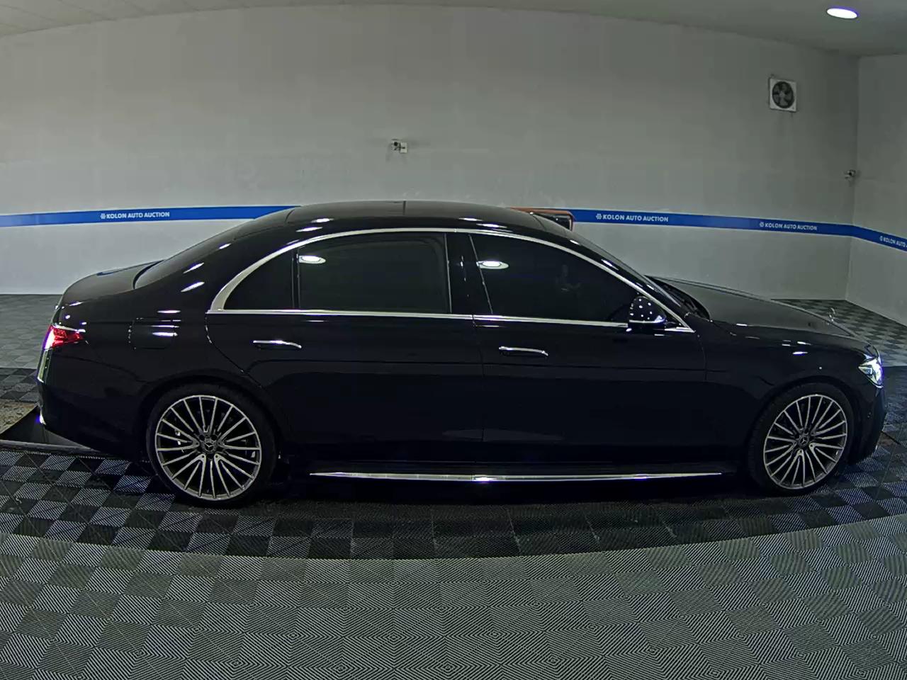 مرسيدس بنز S Class (7Th Gen) S500L فورماتيك 2023 4MATIC