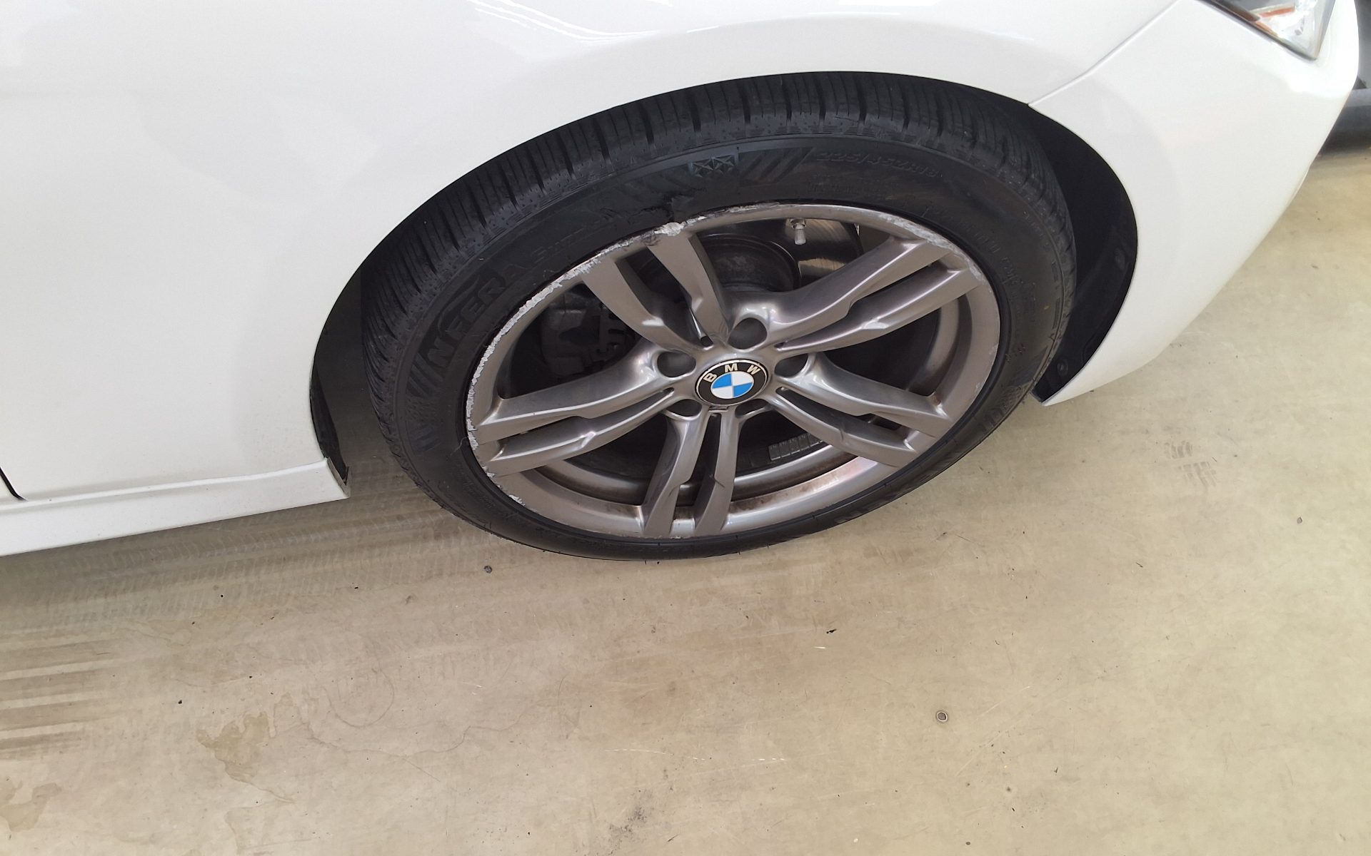 بي إم دبليو 3 Series (6Th Gen) 320D M Sport 2017 SPORT
