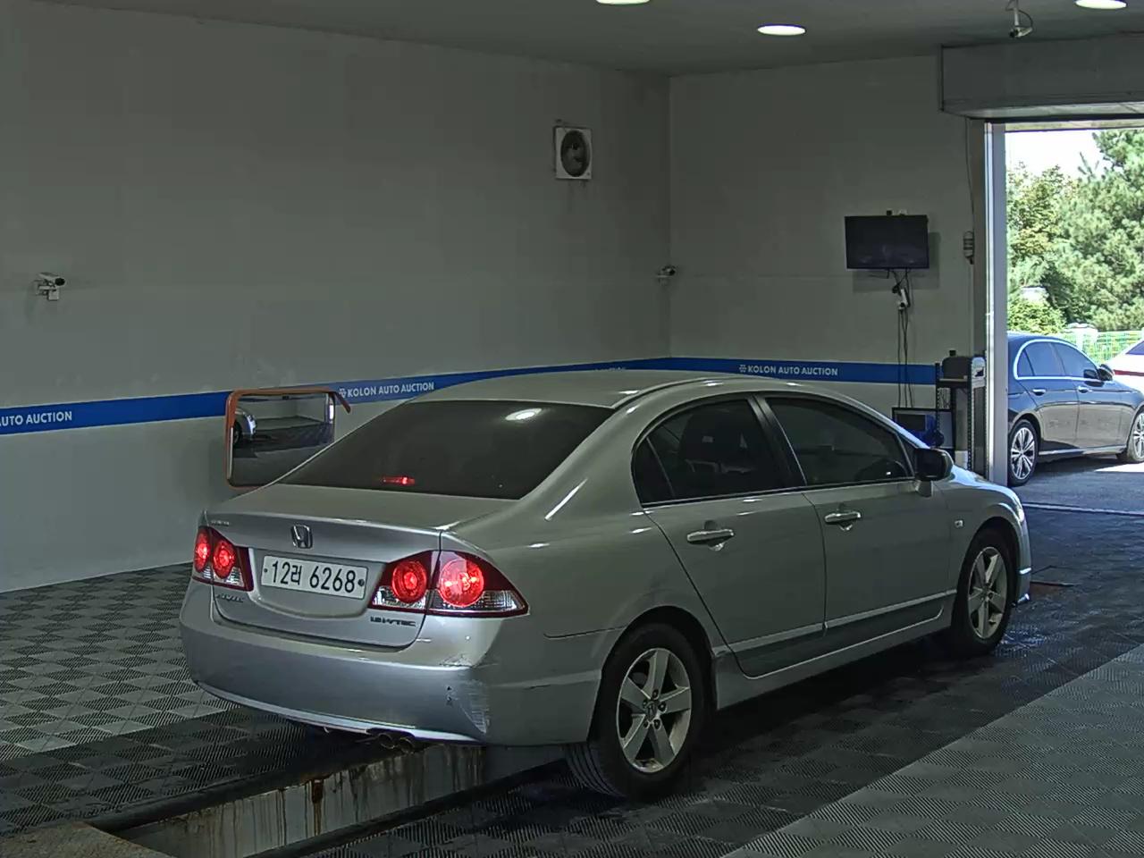 هوندا سيفيك (8Th Gen) 1.8 2008