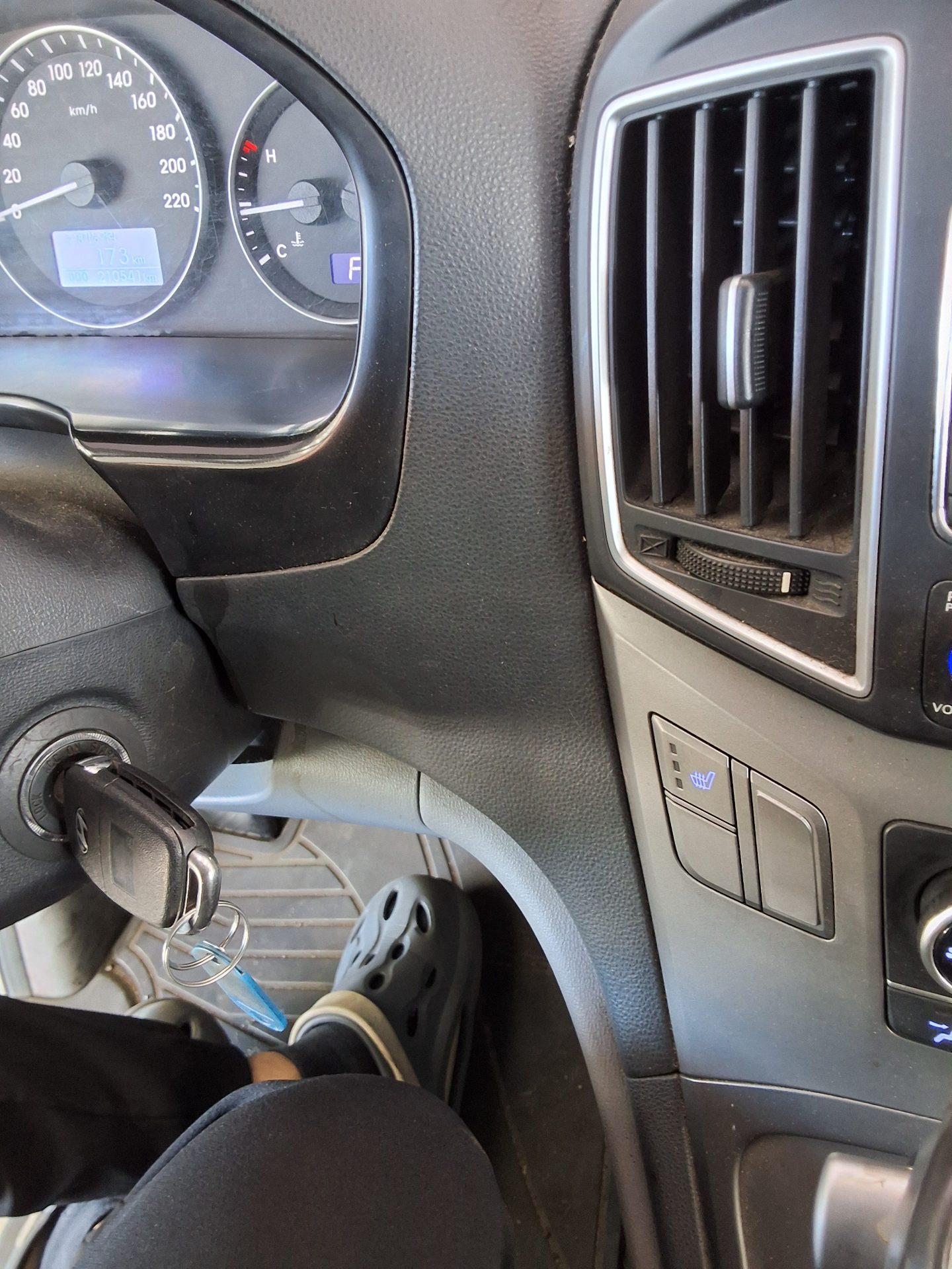 هيونداي الجديد جراند ستاركس 3 Seater ديزل فان سمارت 2019 VAN SMART