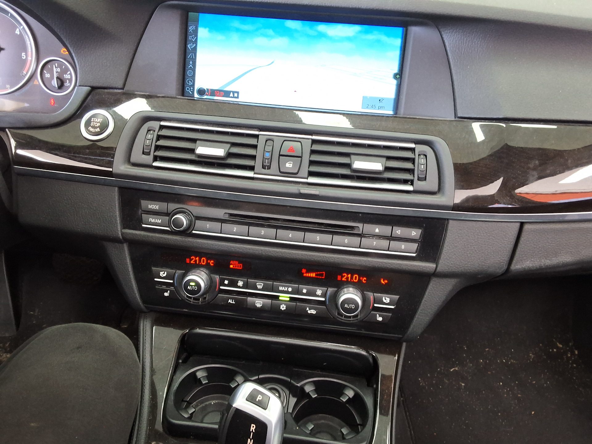 بي إم دبليو 5 Series (6Th Gen) 520D 2010 520d