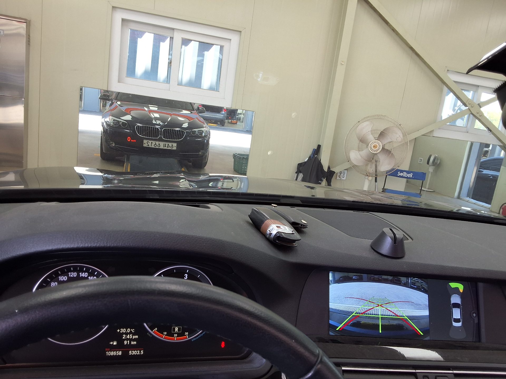 بي إم دبليو 5 Series (6Th Gen) 520D 2010 520d